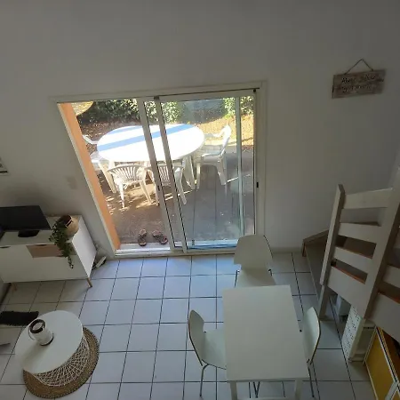 펜션 Holidayland Beau Soleil Avec Piscine 나르본플라제
